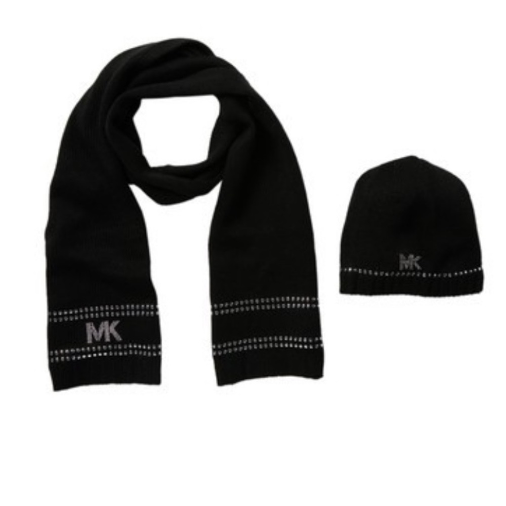 🆕MICHAEL KORS | Stud Scarf/Hat Set - Black/Silver